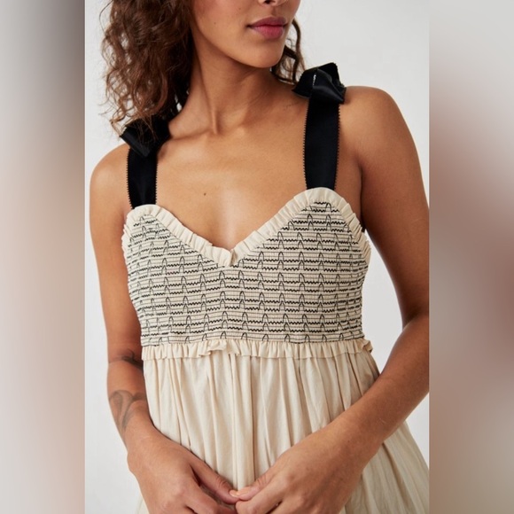 FREE PEOPLE Bluebell Solid Maxi
Dress / Vacation Sand - Picture 6 of 10